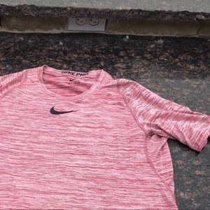 Nike pro shirt size medium